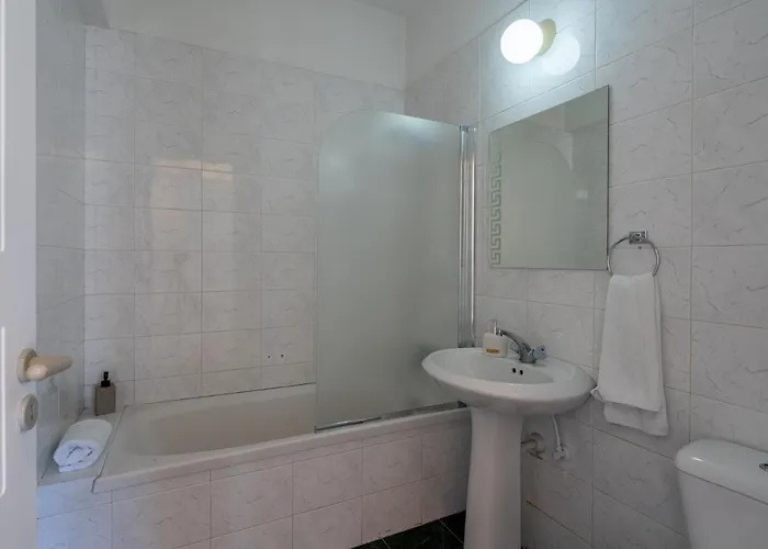 Blossom 1-bedroom In アパート