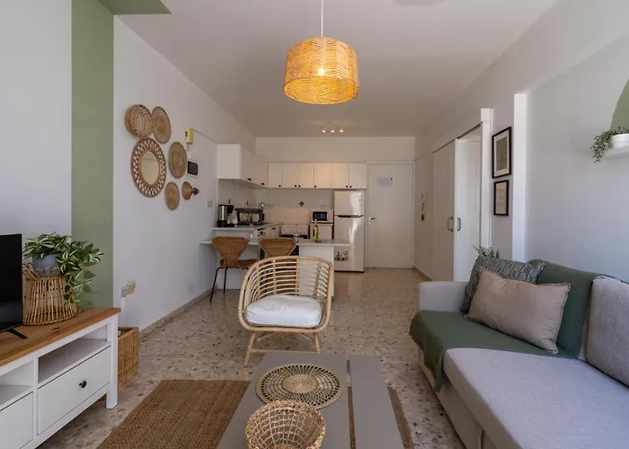 Blossom 1-bedroom In * Ларнака